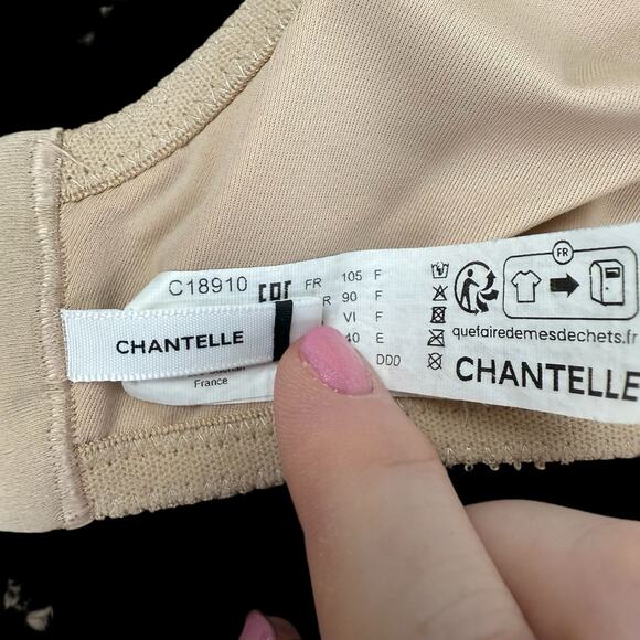 Chantelle Women's C Magnifique Bra Seamless Unlined Minimizer Size 40DDD Nude - Picture 5 of 7